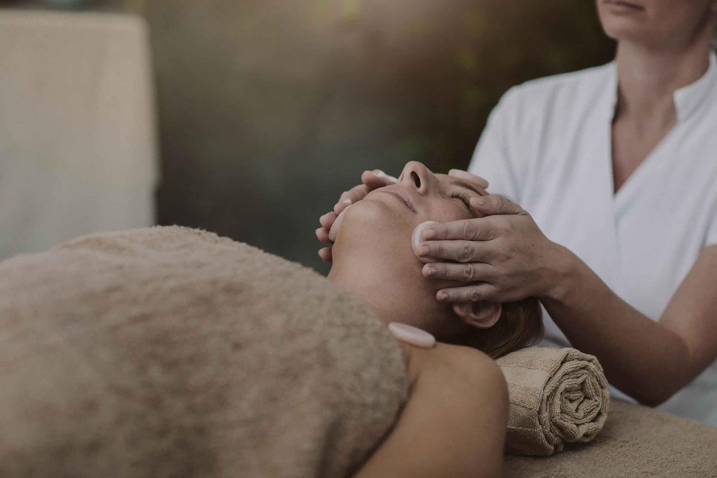 A soothing multi-technique massage ritual